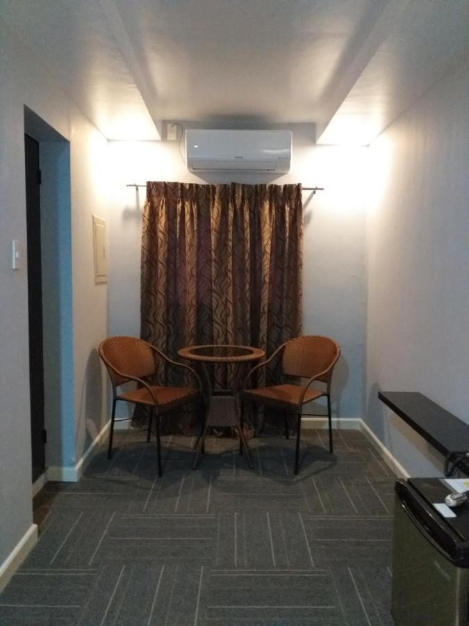 Hotel Fenson Анхелес Экстерьер фото